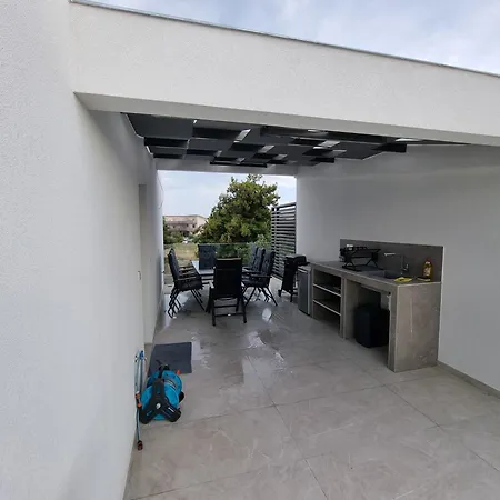 شقة Evion نيكيتي